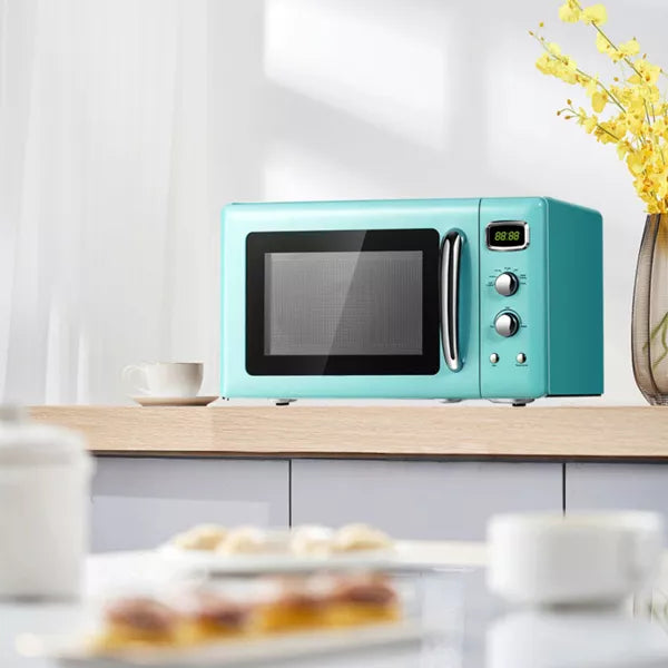 0.9 cu.ft. Green Practical 900-Watt Countertop Microwave Oven with Timer and Child Lock