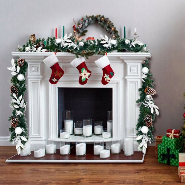 9ft Pre-Lit Christmas Garland