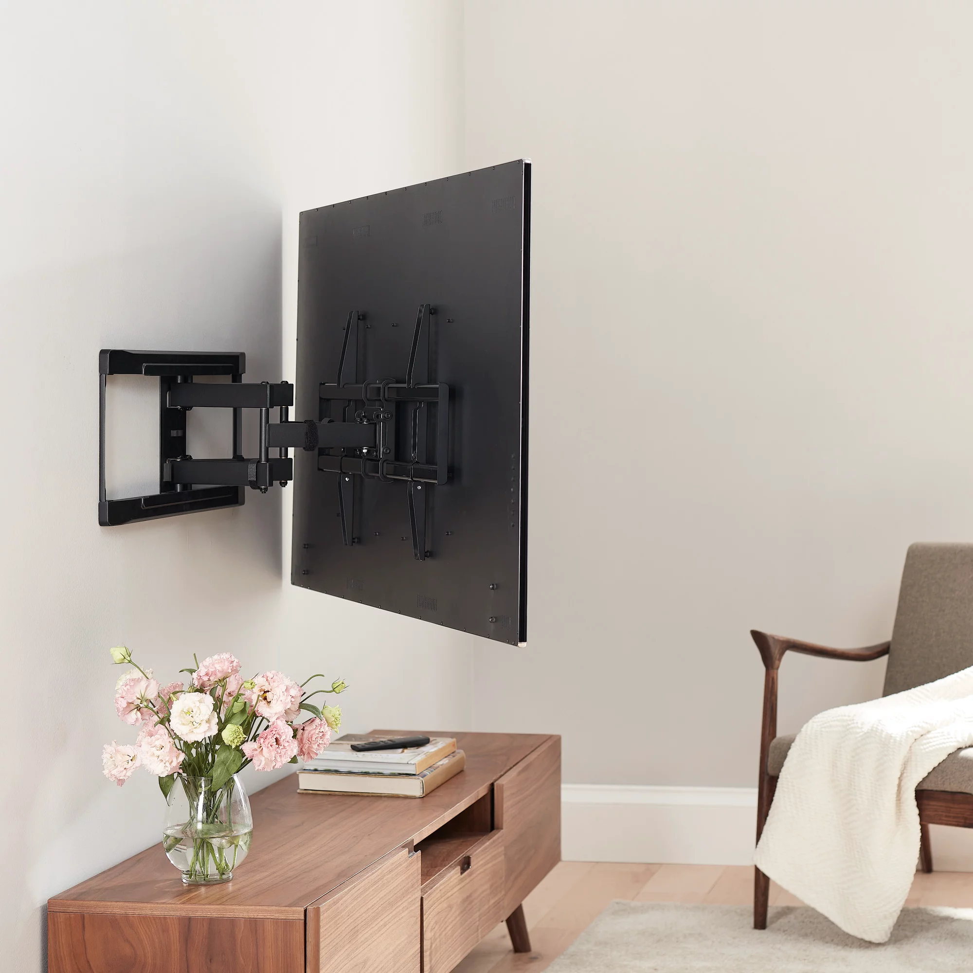 Full Motion TV Wall Mount